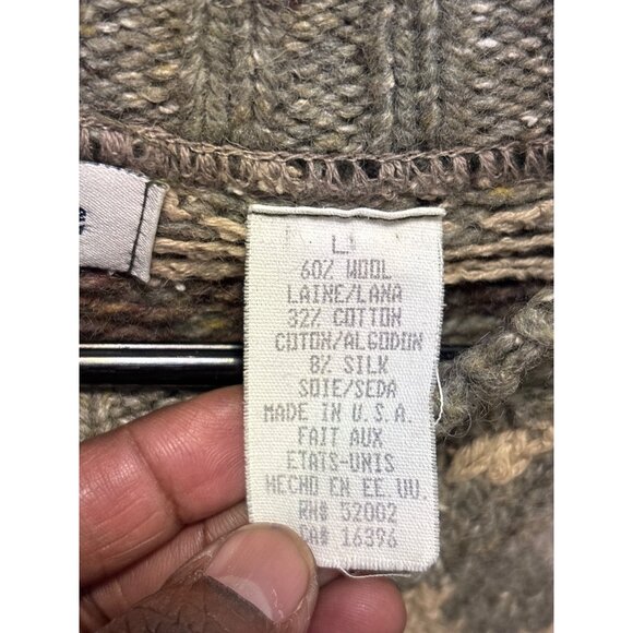 Claiborne Vintage Wool Blend Sweater L Geometric Pattern USA Made - Picture 6 of 9